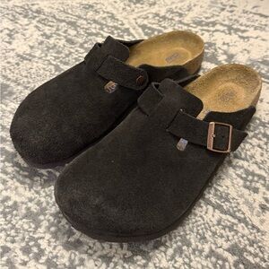 Men’s Birkenstock Boston soft footbed brown suede clogs